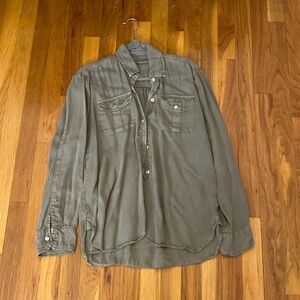 4our Dreamers Women’s Brown Button Down Shirt Size M